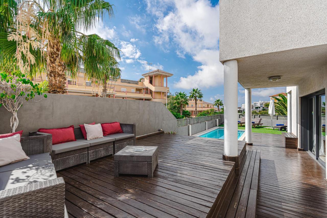 Casa Independiente Con Piscina Privada 아데제 외부 사진